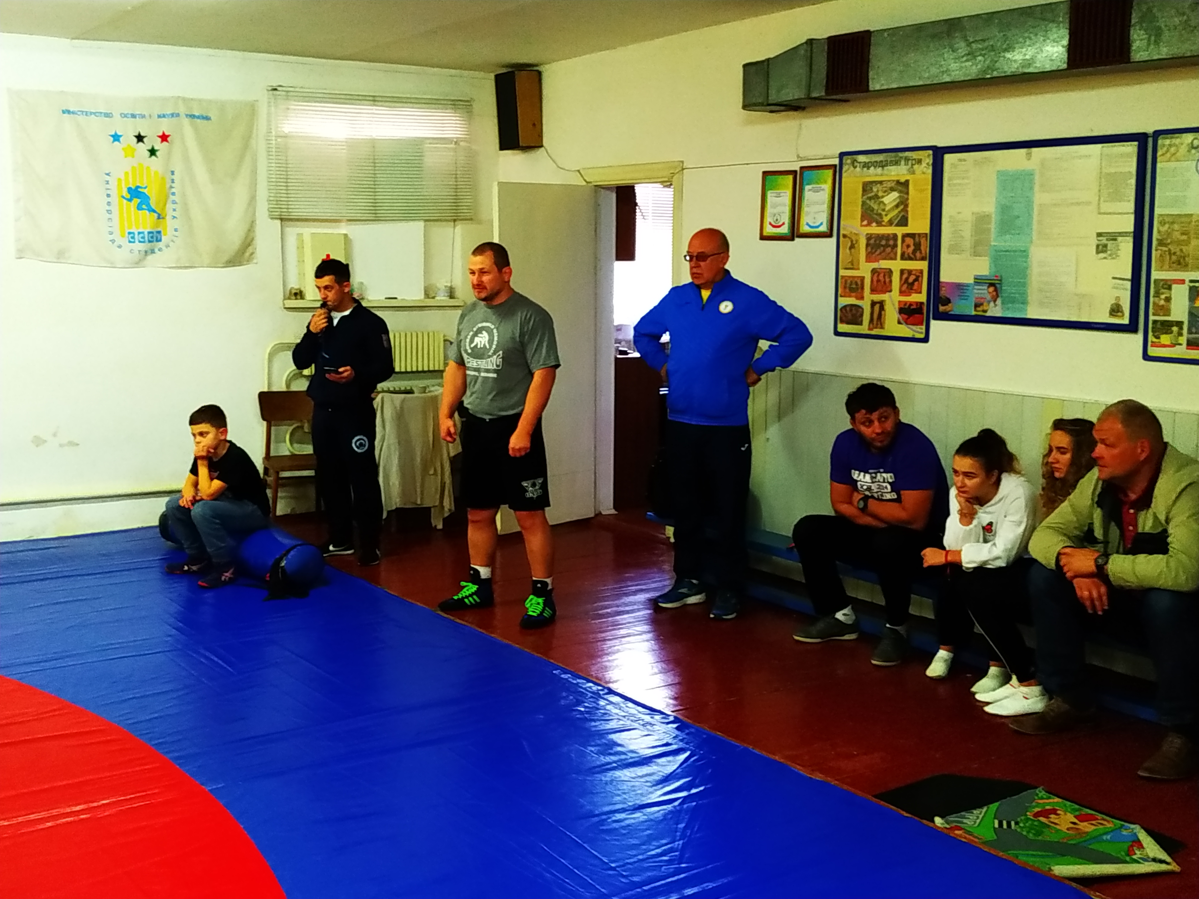 Під пильним наглядом ведучих майстер класів